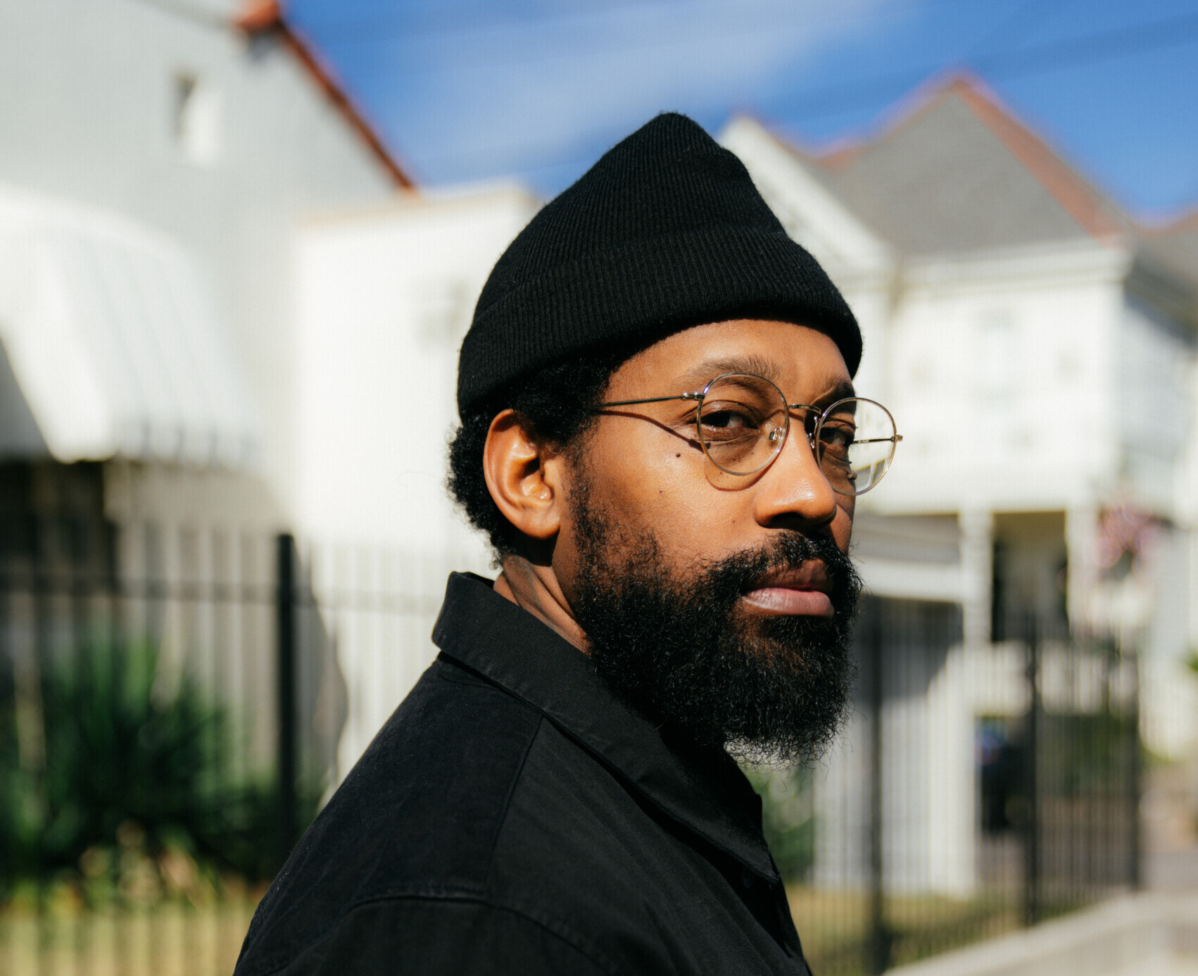 Featured image for “On New Live Release ‘Watch the Sun,’ Pianist and Songwriter PJ Morton Continues to Evolve”