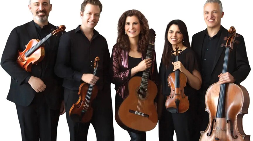 Sharon Isbin with the Pacifica String Quartet